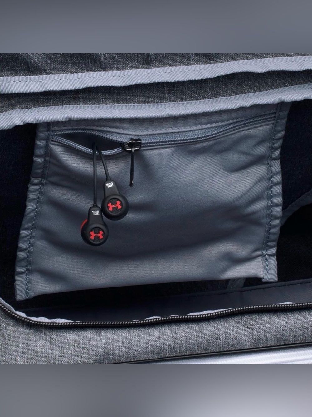 Under Armour Adult Undeniable Duffle 3.0 Gym Bag - Picture 3 of 4